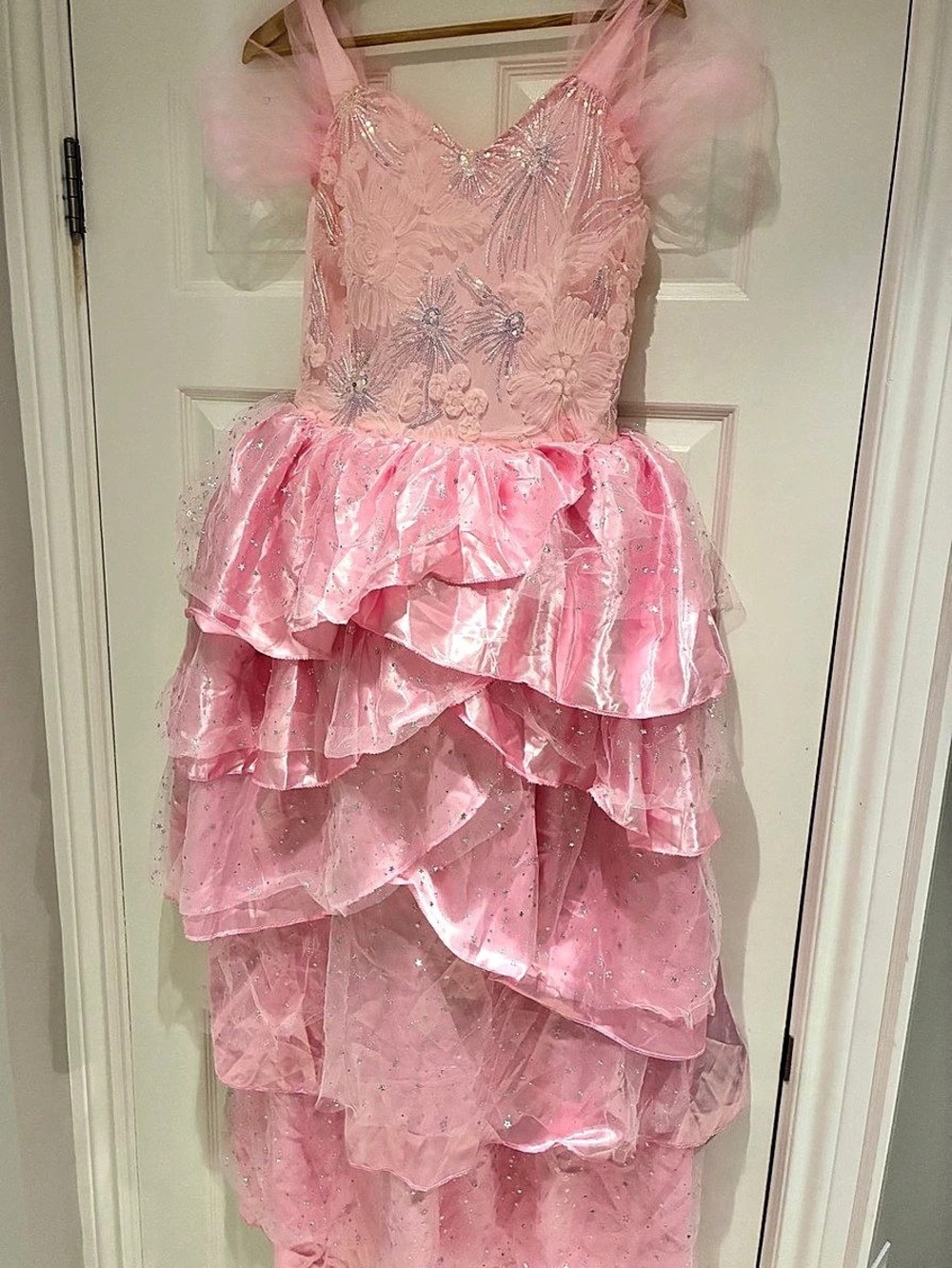 Women’s Pink Sequin Ruffle Costume Brand New